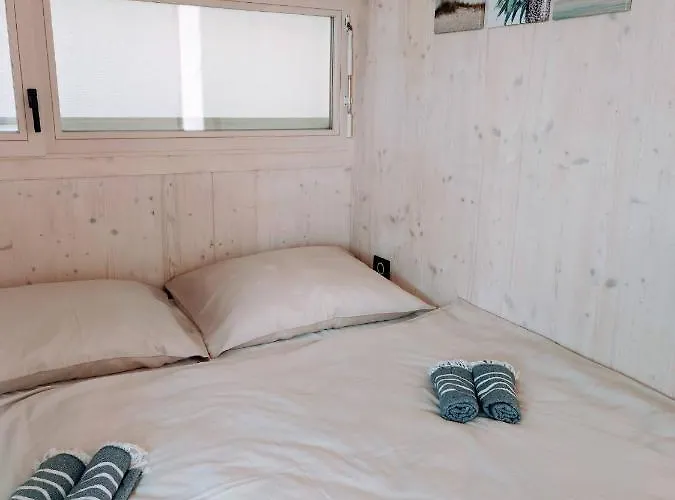 Buqez Home&sea 65, 32 Hébergement de vacances Drage