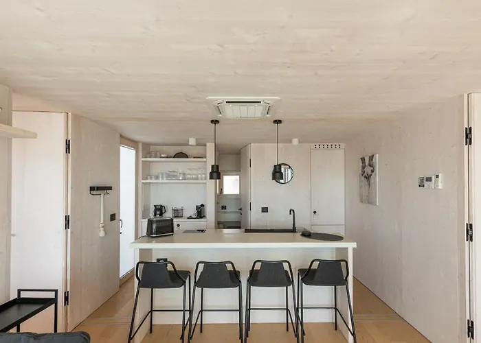 Buqez Home&sea 65, 32 Hébergement de vacances *