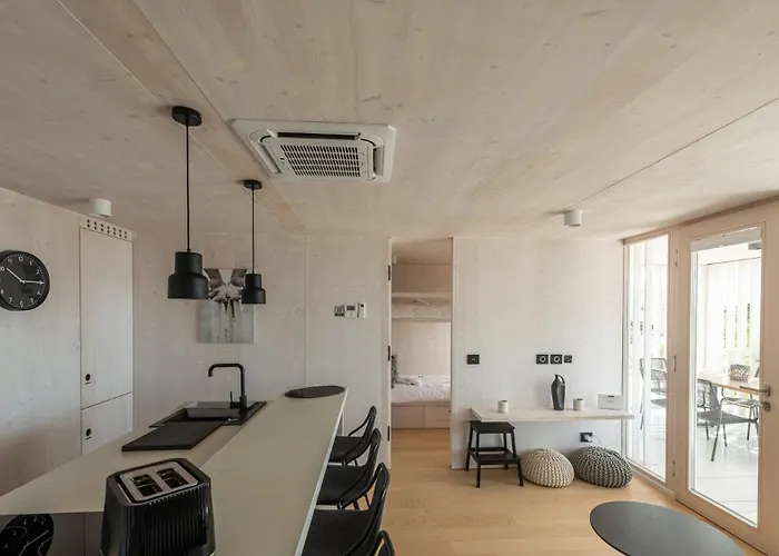 Buqez Home&sea 65, 32 Hébergement de vacances